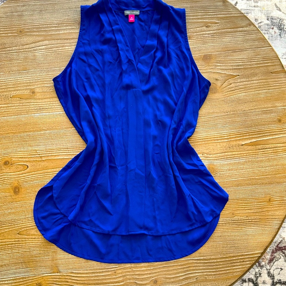 Cobalt blue top